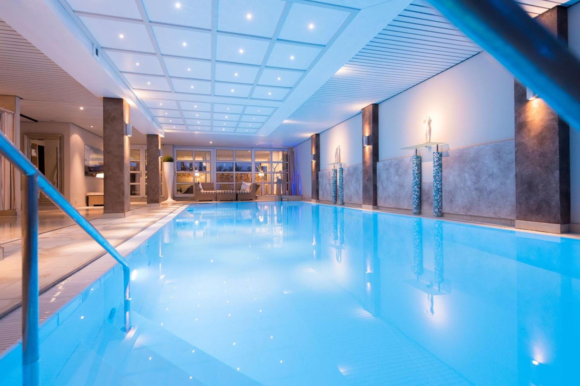 Atrium Отель 4*