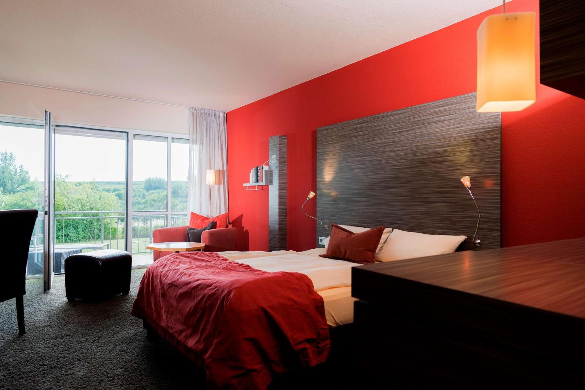 Atrium Отель 4*